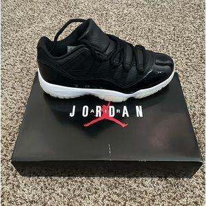 Mens Air Jordan 11 Retro Low. Size 10. Never been worn.